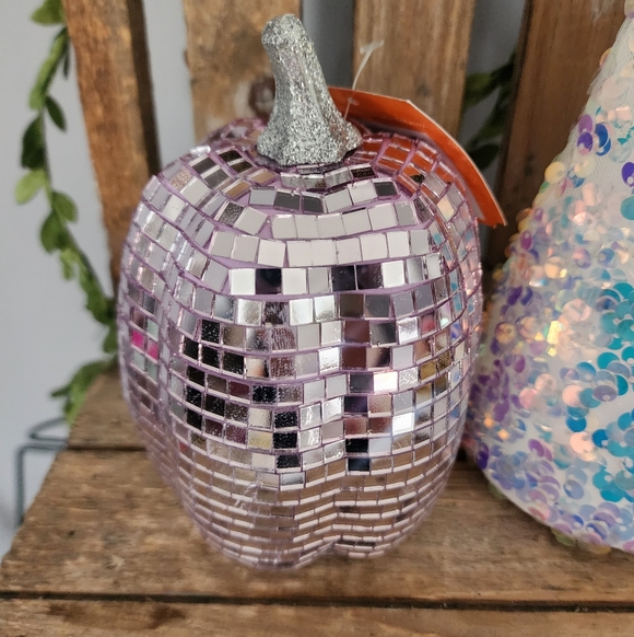 Disco Glass Pumpkin Figurine - Hyde and EEK! Boutique™ Lavender - Picture 2 of 3